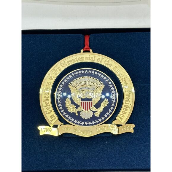 1989 White House Historical Ornament Presidential Seal Bicentennial Edition VTG - Picture 2 of 11